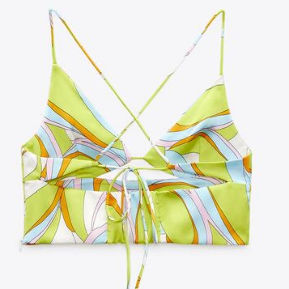 TOP WITH PRINT - Picture 2 of 4